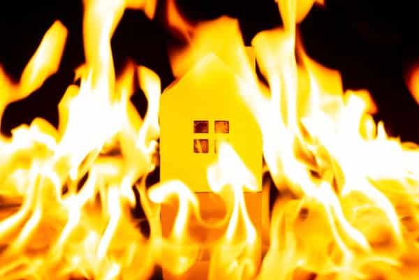 ¿Cubre el seguro de hogar el incendio?