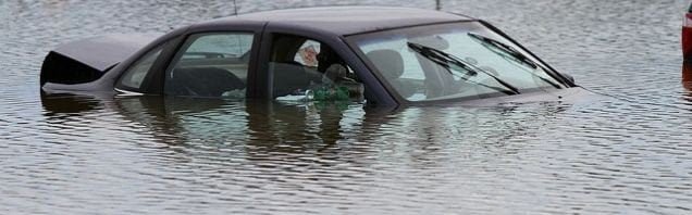 coche inundacion