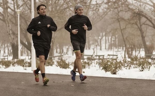 Correr 10 minutos estimula la función cerebral y mejora el estado de ánimo, según un estudio