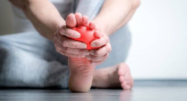 Rampas en los pies: causas, prevención y tratamiento